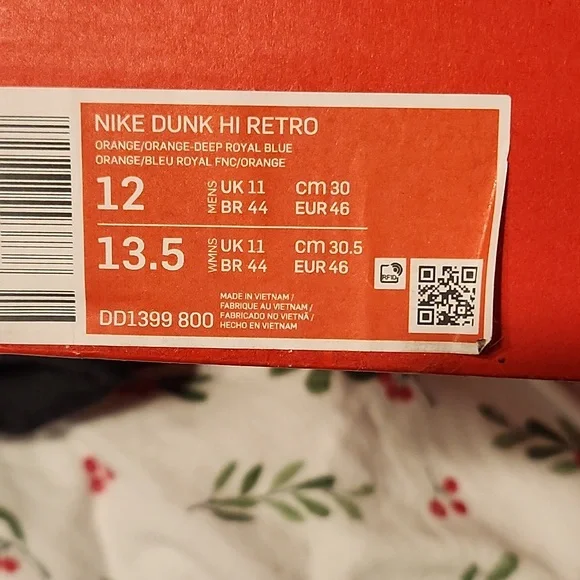 Size 12 Orange and  Deep Blue - Picture 2 of 2